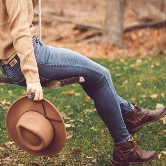 Bed Stu Shoes - new Bed Stu ❉ Handmade Ankle Bootie ❉ Teak Rustic